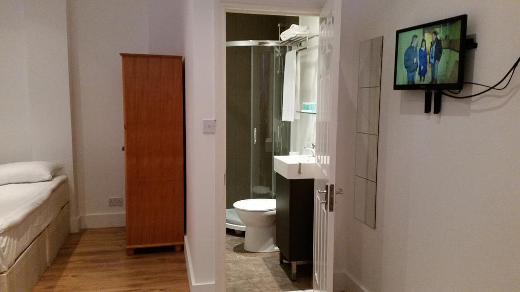 Shepherd's Bush Flats Apartment London